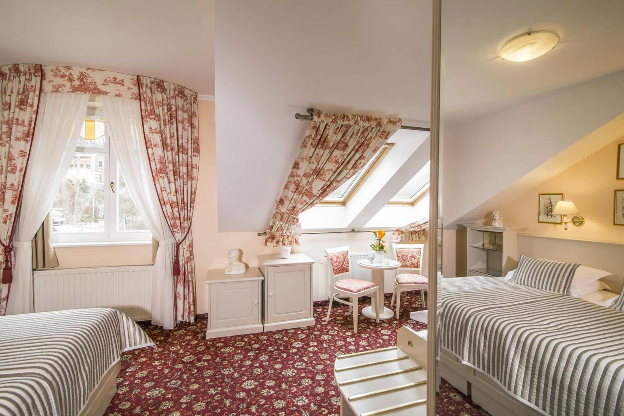 Karlsbad Grande Madonna Hotell Eksteriør bilde