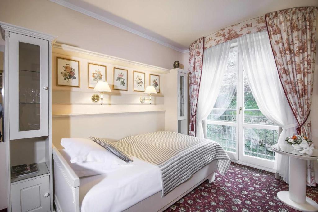 Karlsbad Grande Madonna Hotell Eksteriør bilde